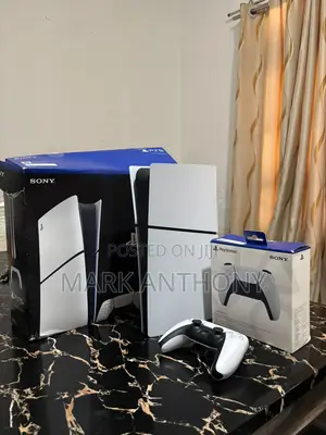 Play Station 5 Slim