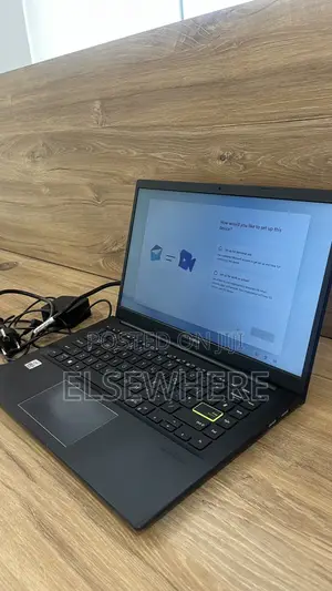 Laptop Asus Vivobook 14 8GB Intel Core i5 HDD 500GB