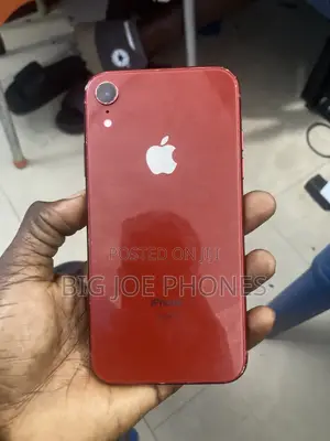 Apple iPhone XR 64 GB Red