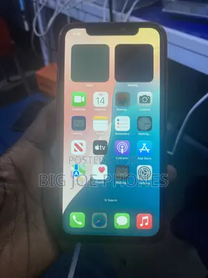 Apple iPhone XR 64 GB Red