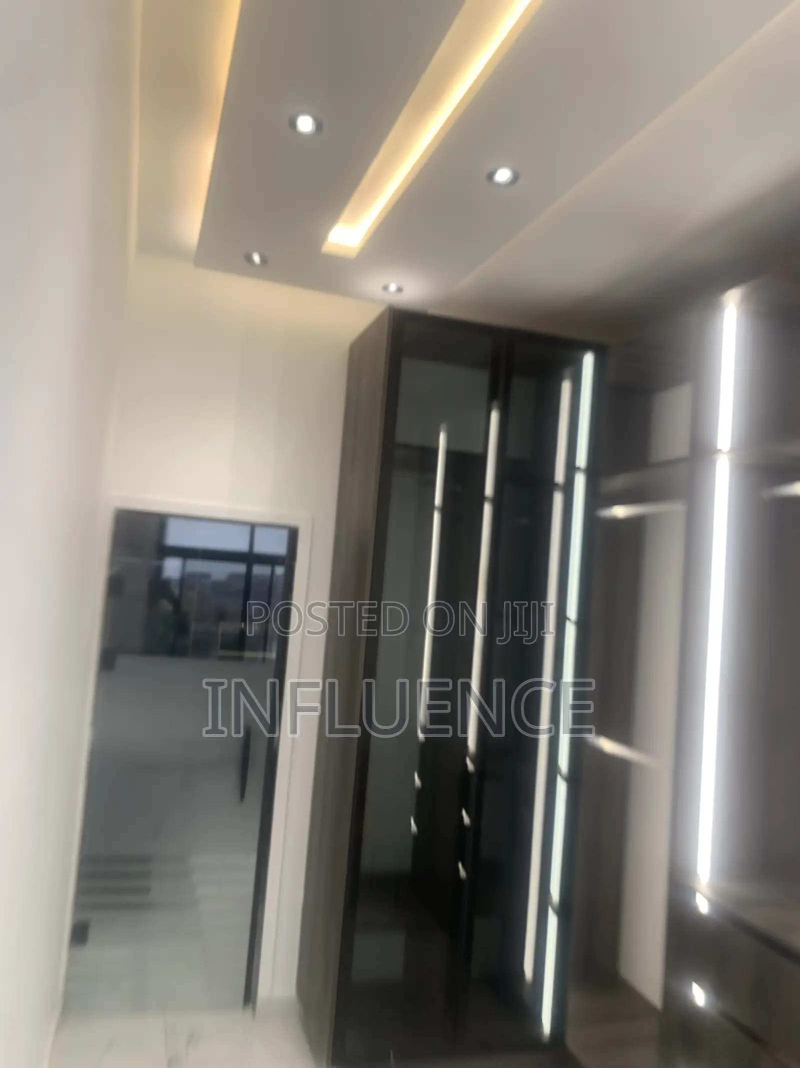3bdrm House in Lakeside, Accra, East Legon for sale