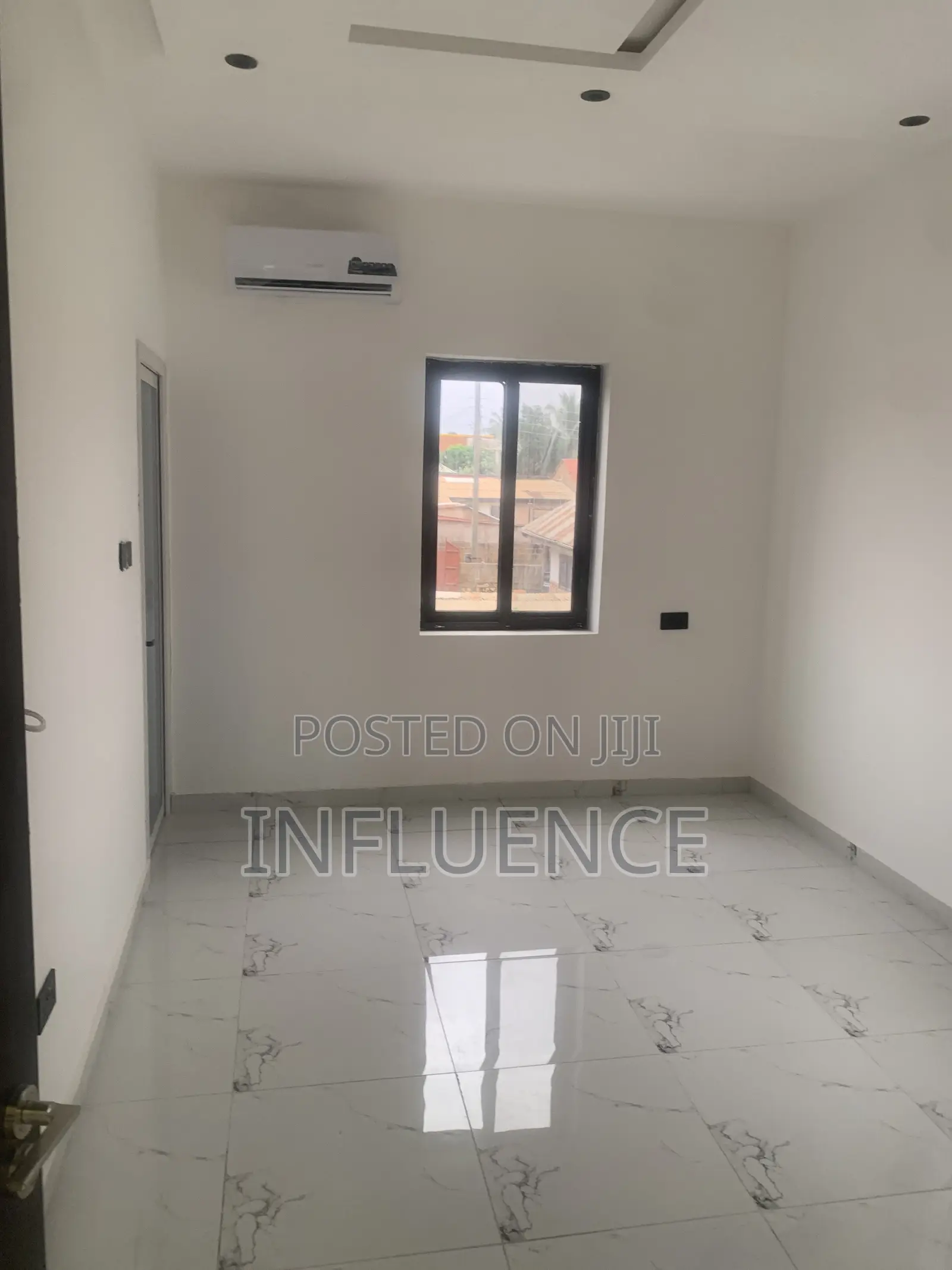 3bdrm House in Lakeside, Accra, East Legon for sale