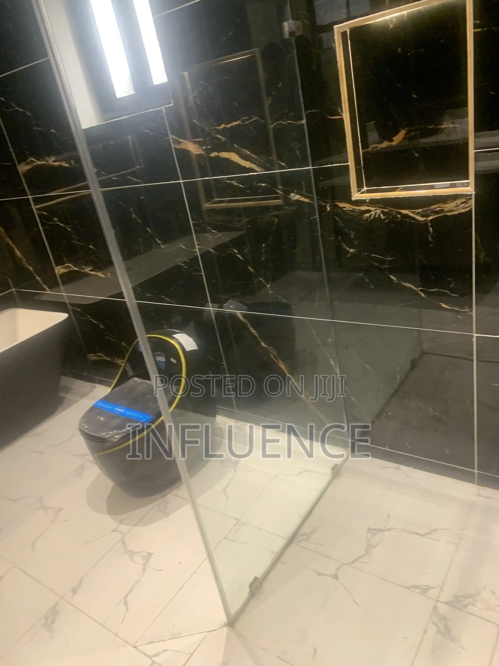 3bdrm House in Lakeside, Accra, East Legon for sale