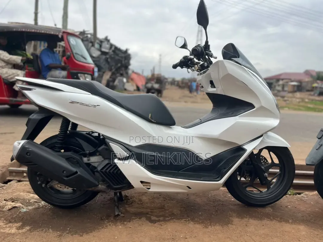 Honda 2020 White