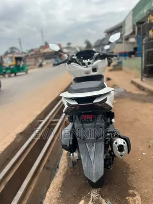 Honda 2020 White