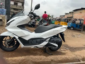 Honda 2020 White