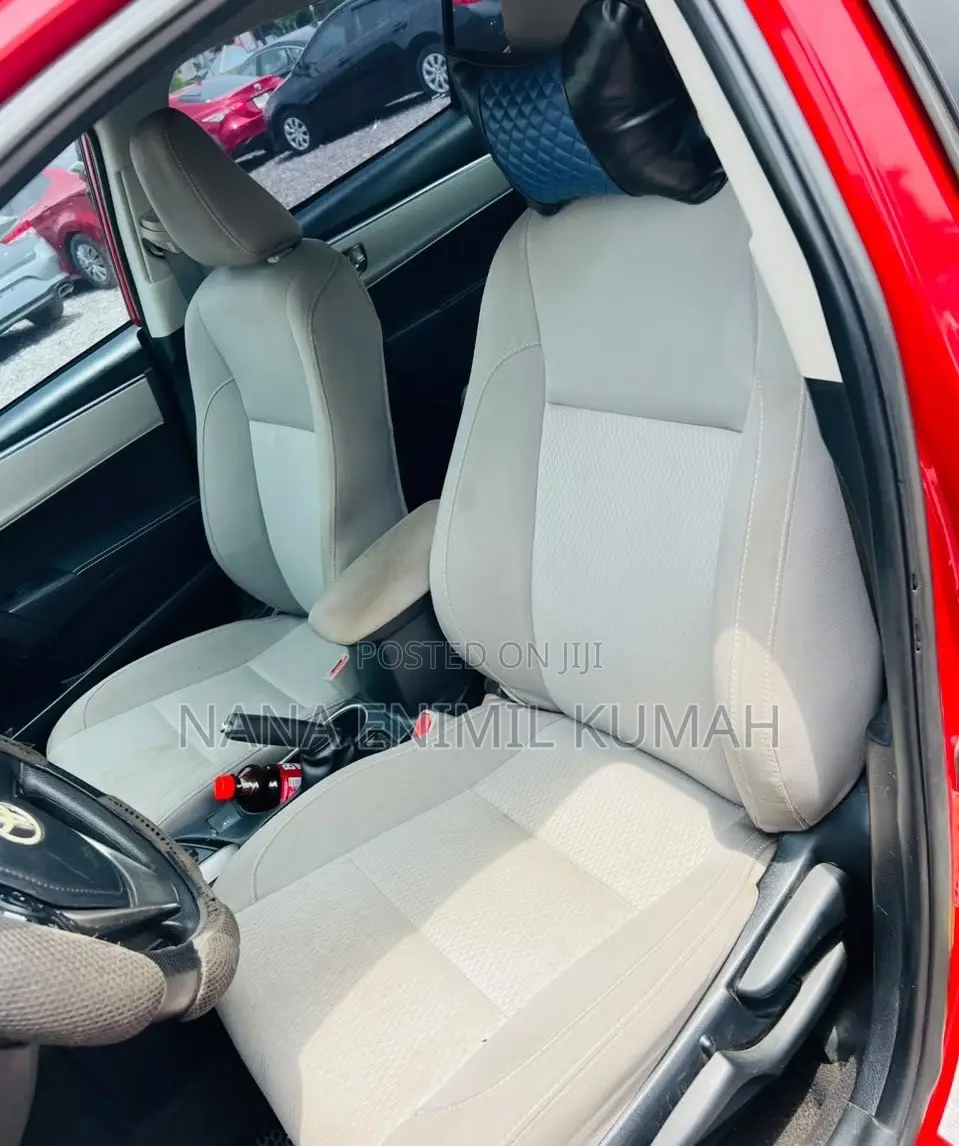 Toyota Corolla LE Premium 4dr Sedan (1.8L 4cyl CVT) 2015 Red