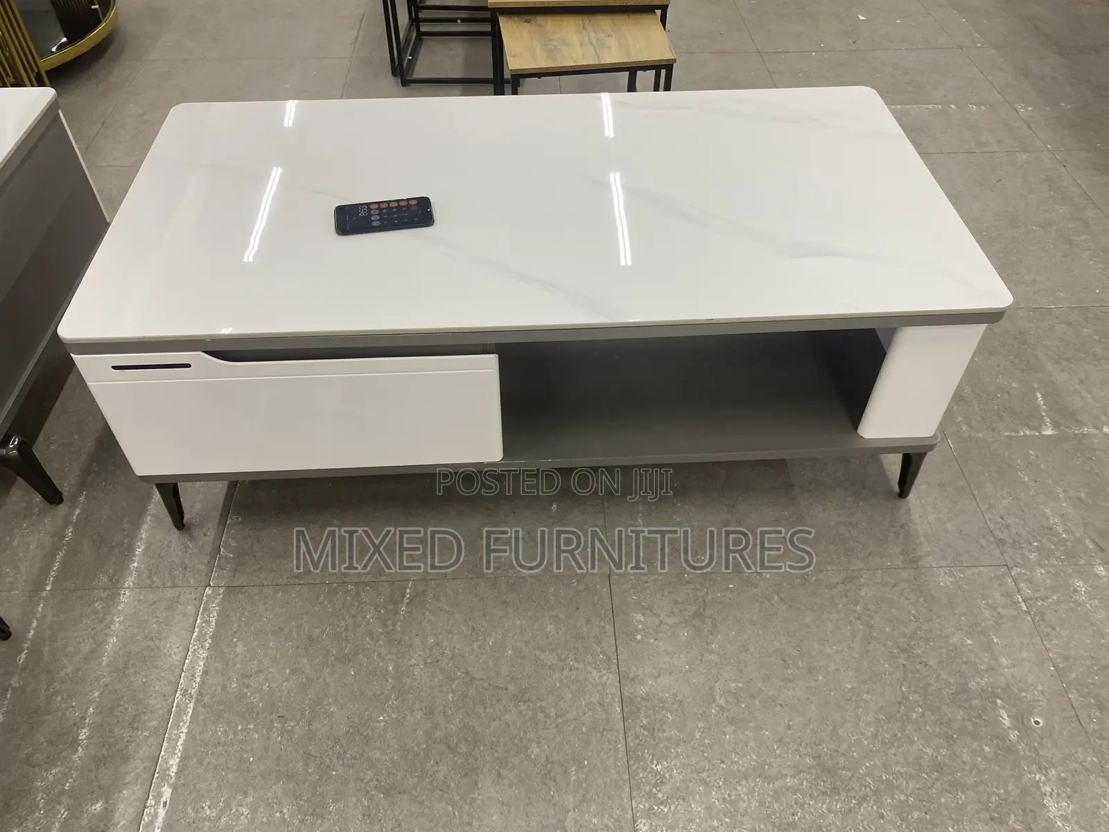 Center Table With 2 Drawers