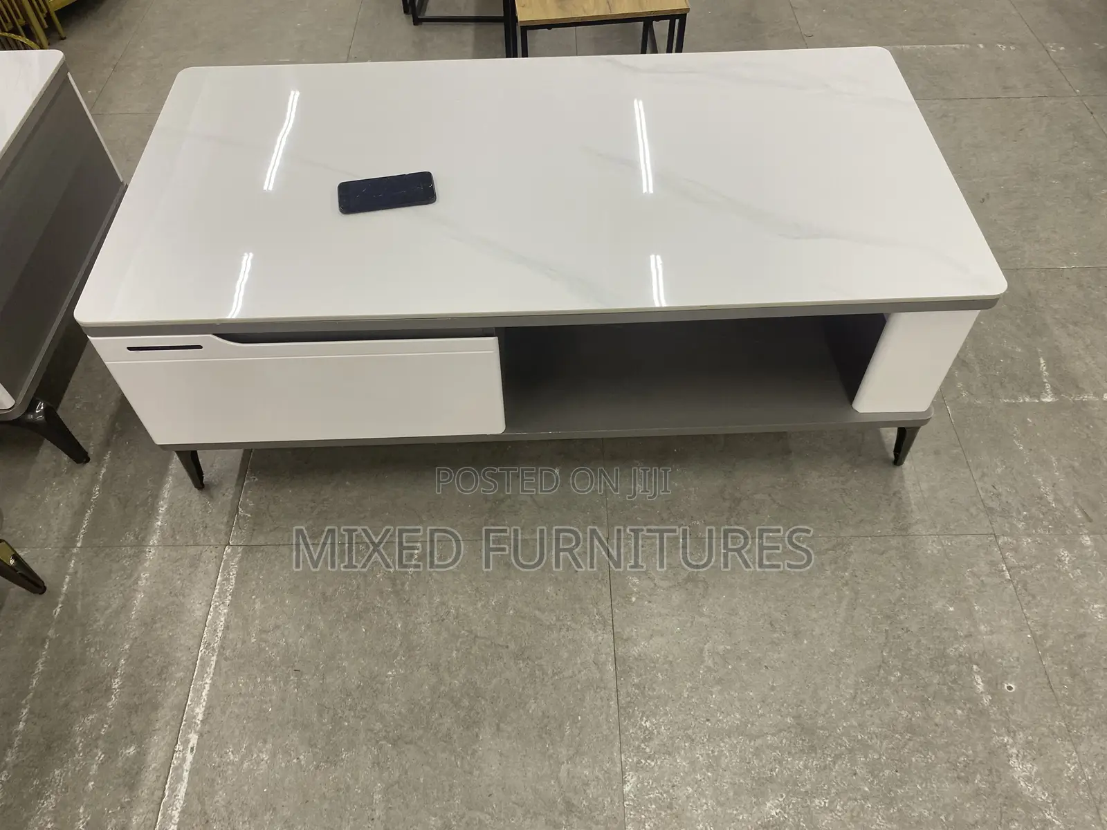 Center Table With 2 Drawers
