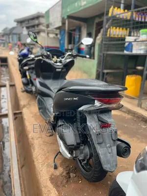 Honda 2018 Black