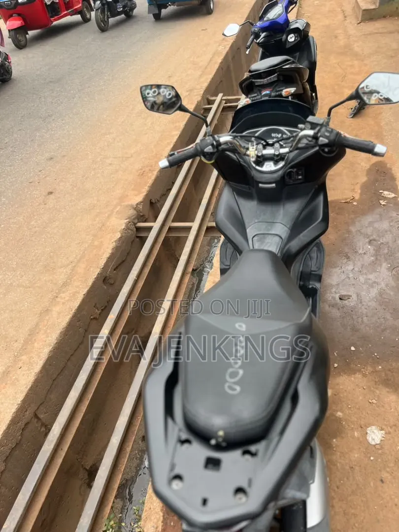 Honda 2018 Black