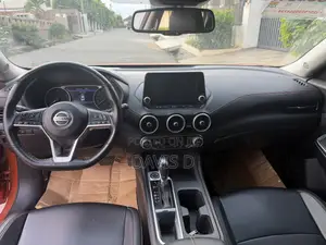 Nissan Sentra SR 2021 Orange