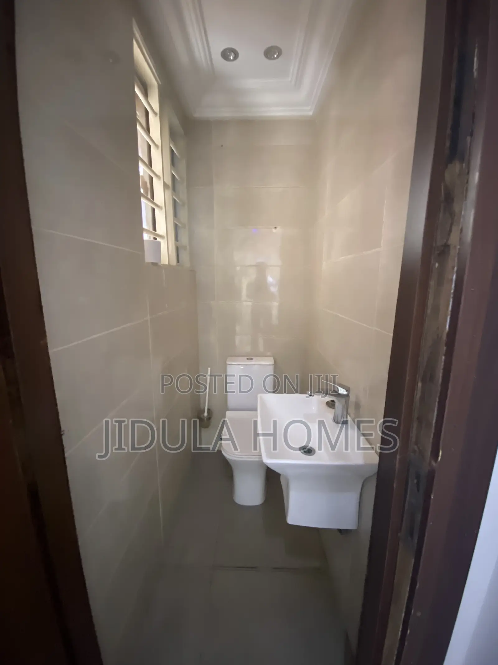 2bdrm House in East Trassaco, Police Station for rent