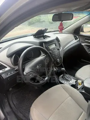 Hyundai Santa Fe SE AWD 2016 Gray
