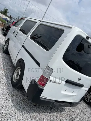Nissan Caravan (Urvan) 2013 White