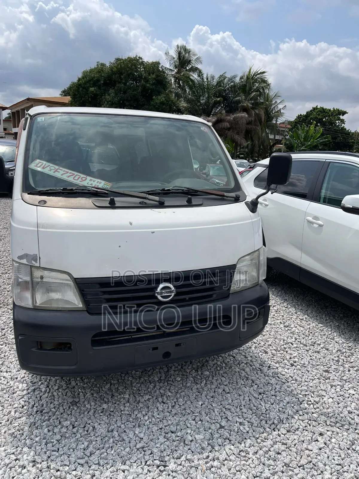 Nissan Caravan (Urvan) 2013 White