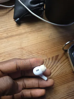 Airpods Pro 2 Type C Buds (Left Ear Only)
