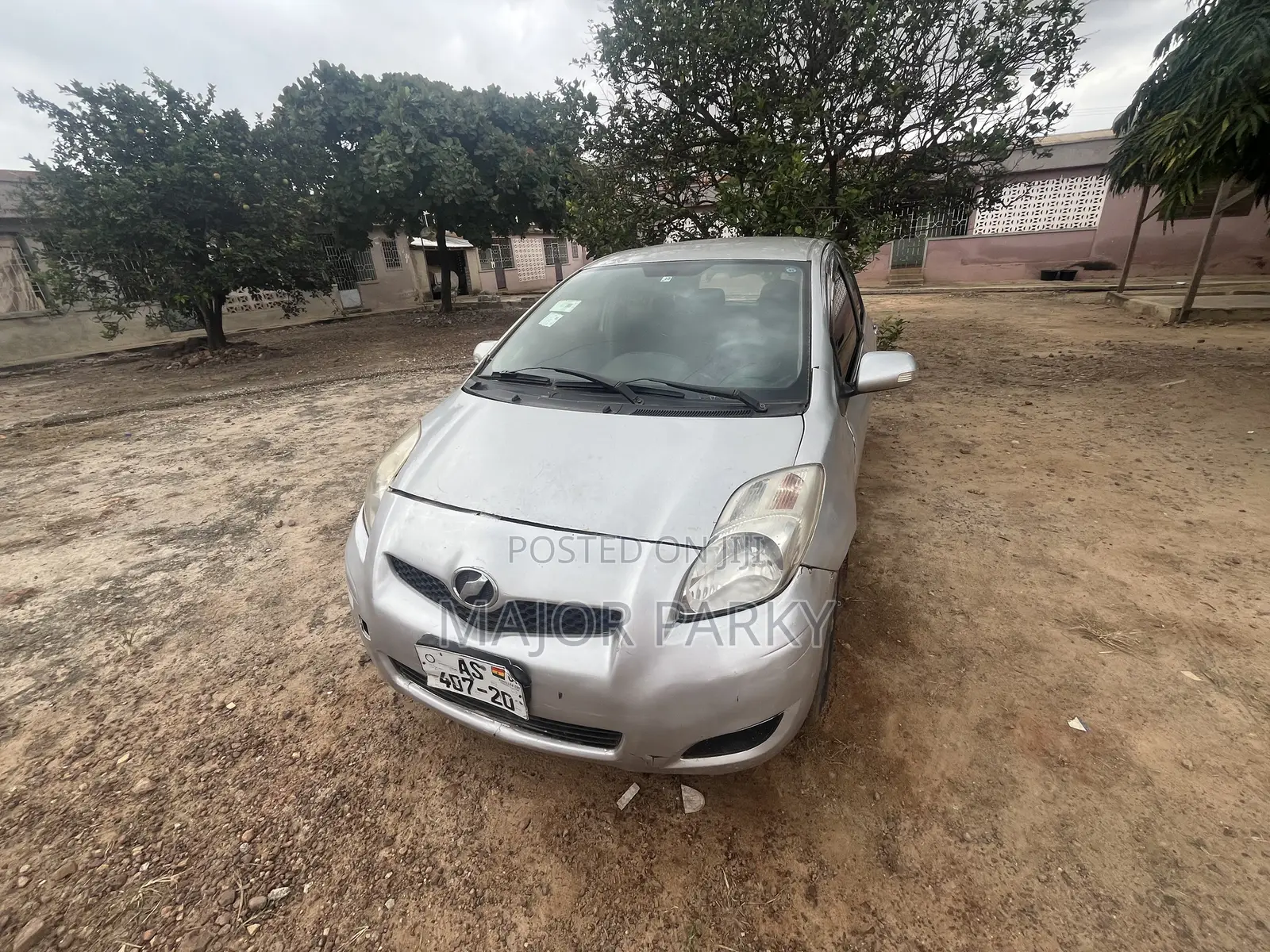 Toyota Vitz 1.0 FWD 3dr 2009 Gray