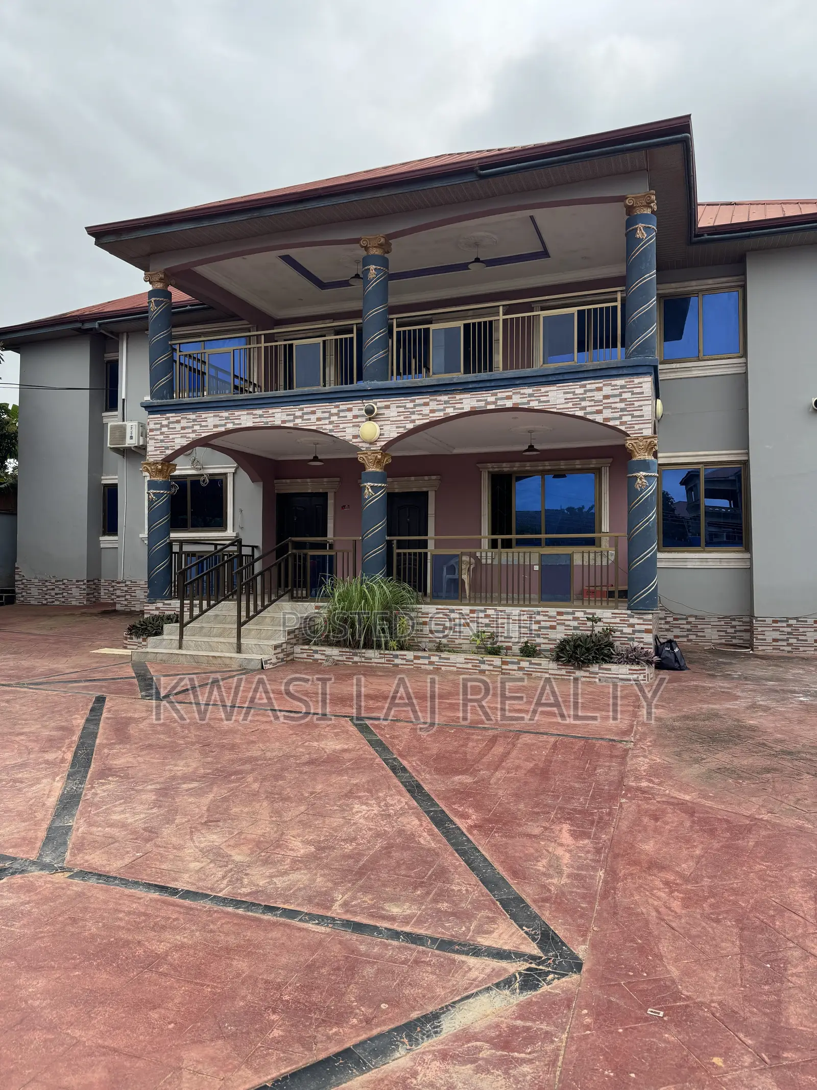 2bdrm Apartment in Adanseman New, Weija for rent