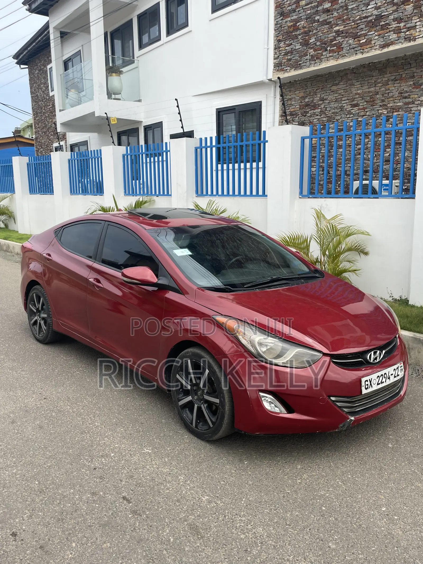 Hyundai Elantra Limited Sedan FWD (1.8L 4cyl 6A) 2013 Red