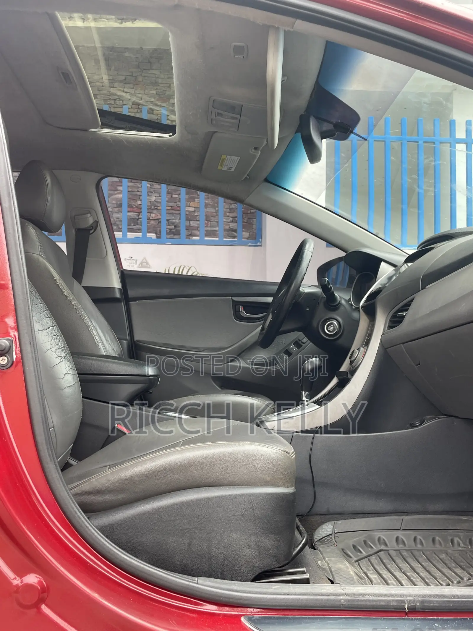 Hyundai Elantra Limited Sedan FWD (1.8L 4cyl 6A) 2013 Red