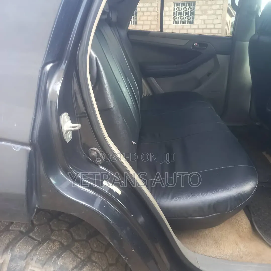Toyota 4-Runner 2004 Black