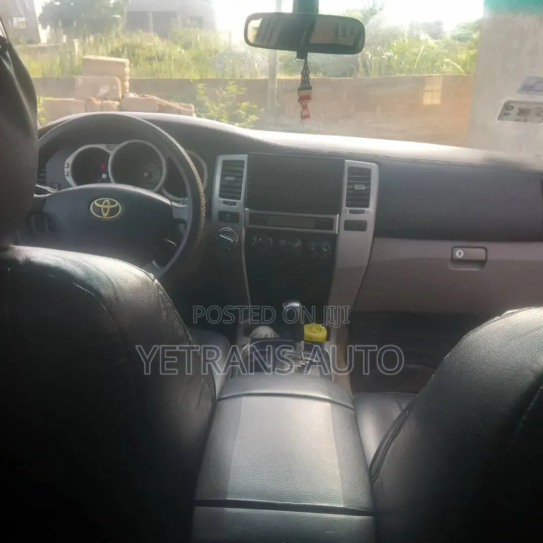 Toyota 4-Runner 2004 Black