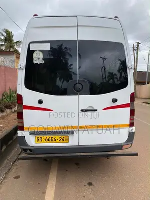 Mercedes-Benz Sprinter 2013 White