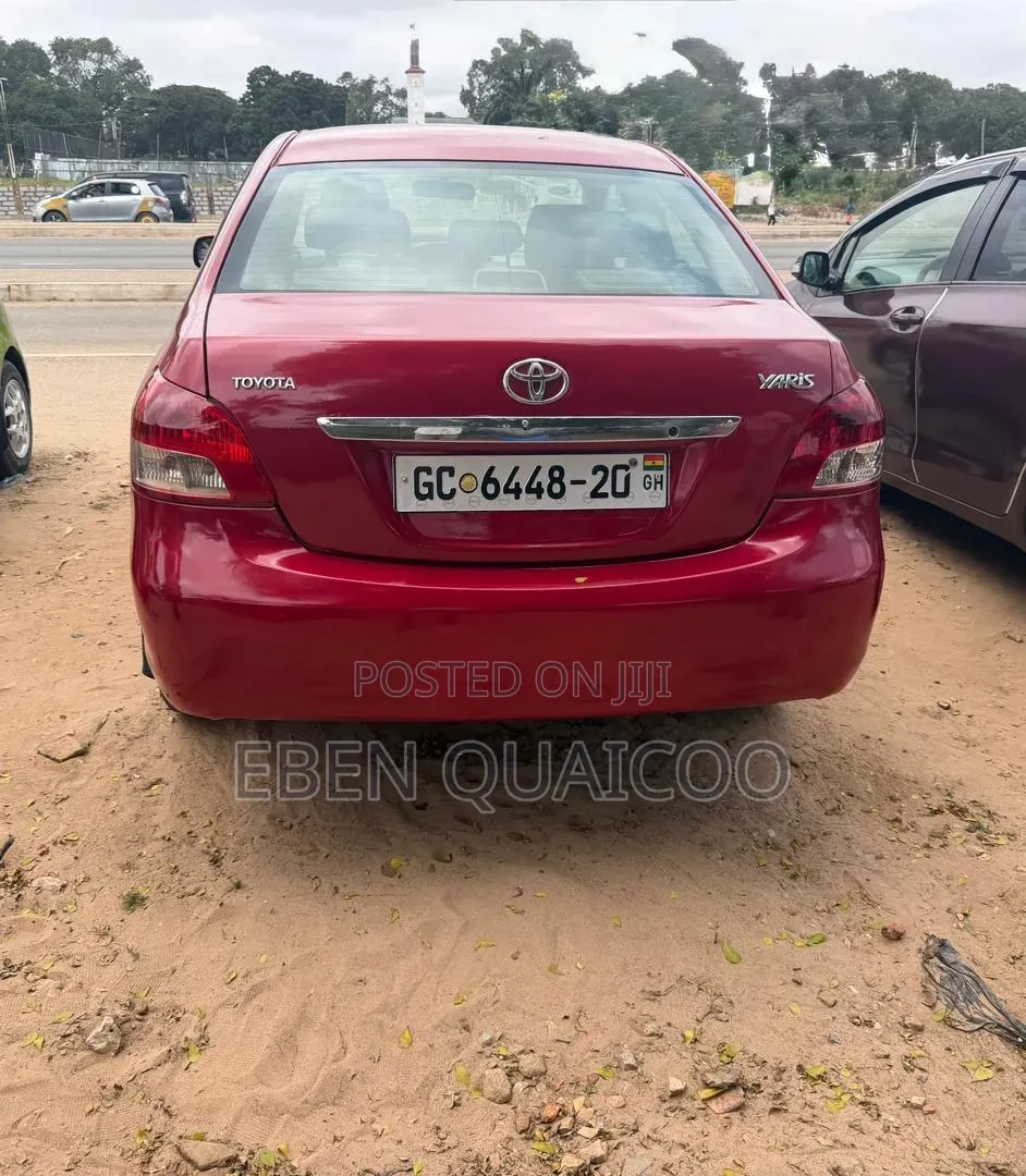 Toyota Yaris 2009 Burgundy