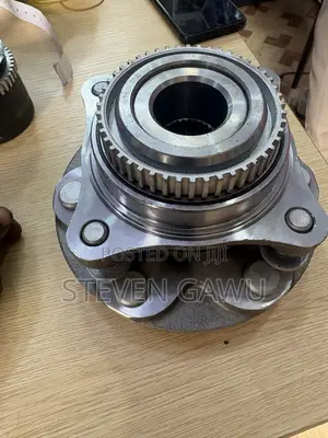 Toyota Hilux Free Hub 2016