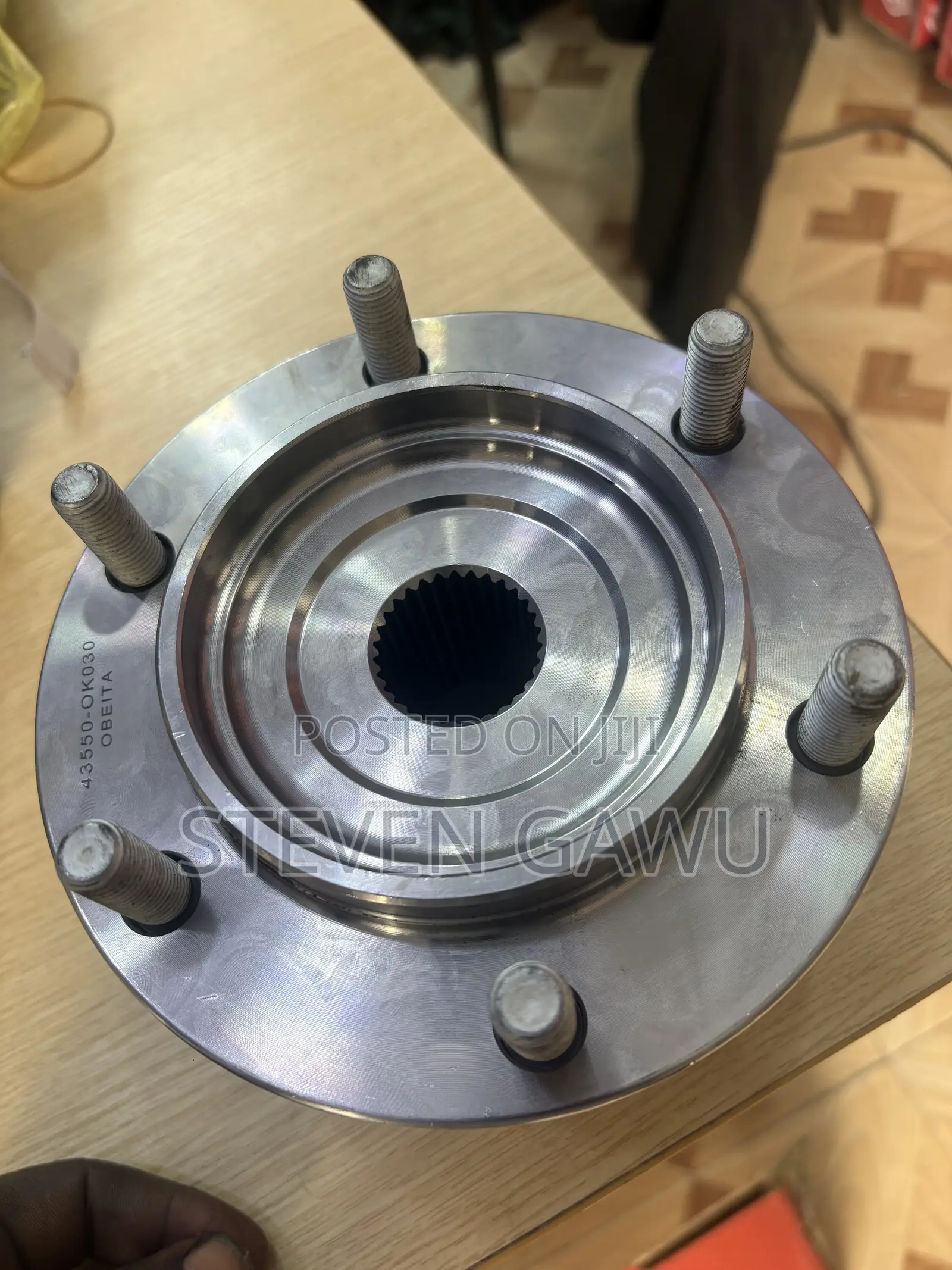 Toyota Hilux Free Hub 2016