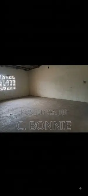 Upstairs Warehouse Space for Rent