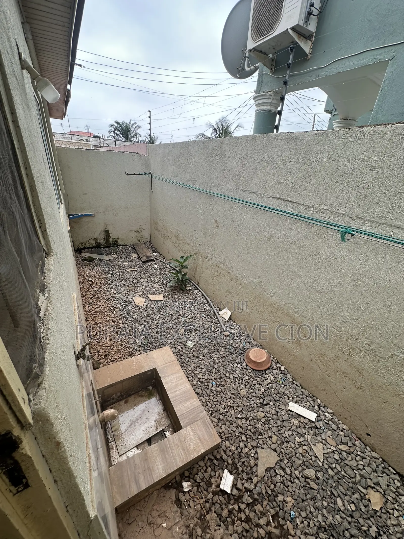 1bdrm Room & Parlour in Choice, Weija, Old Barrier for rent