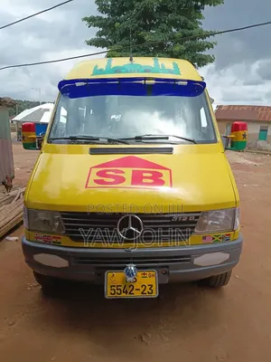 Mercedes-Benz Sprinter 2014 Yellow