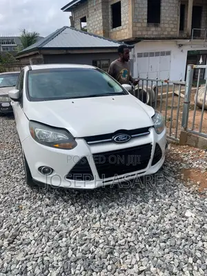 Ford Focus 2012 White