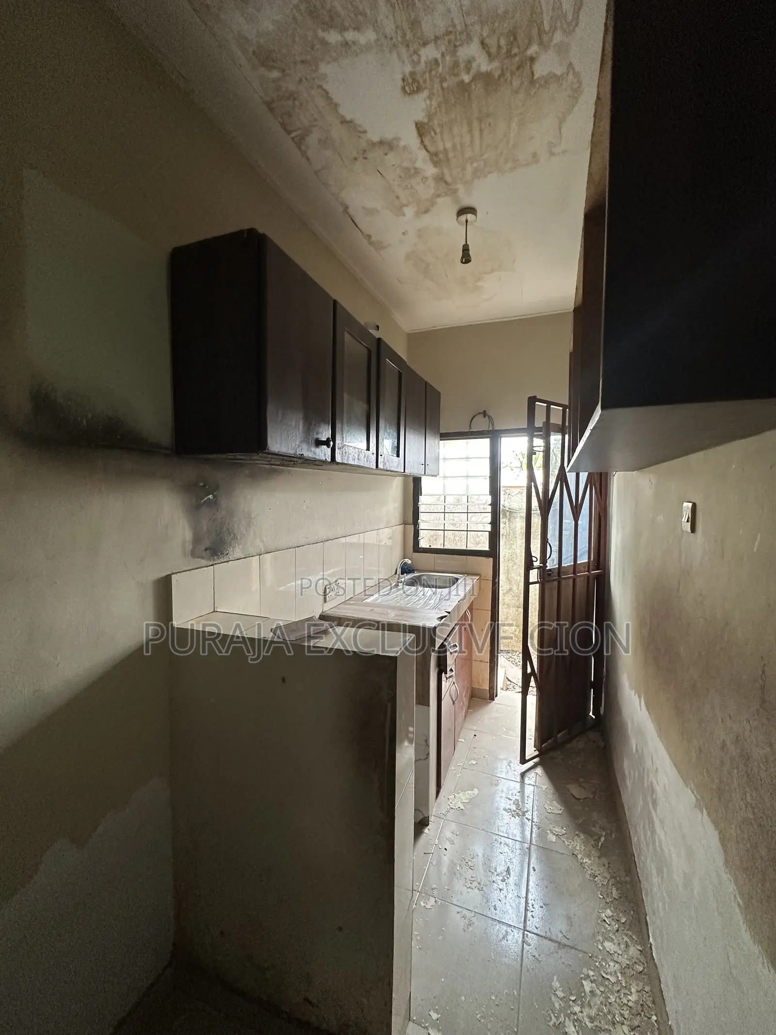 1bdrm Room & Parlour in Choice, Weija, Old Barrier for rent