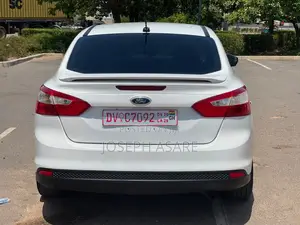 Ford Focus 2012 White
