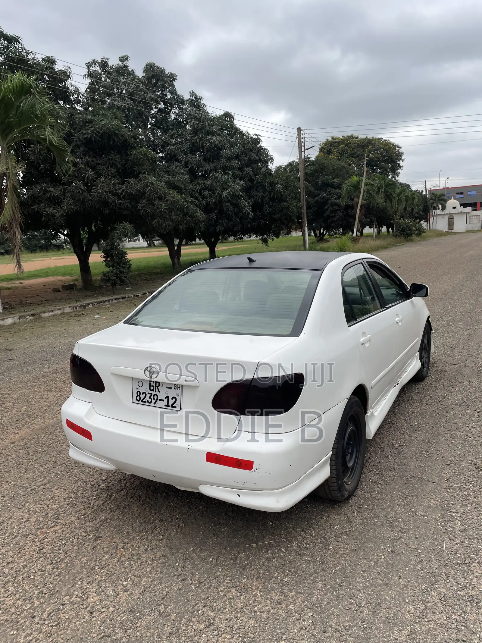Toyota Corolla LE 2005 White