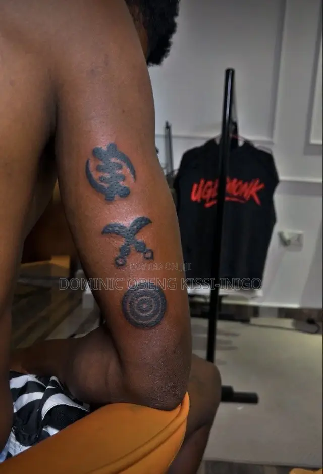 Tattoo Artist