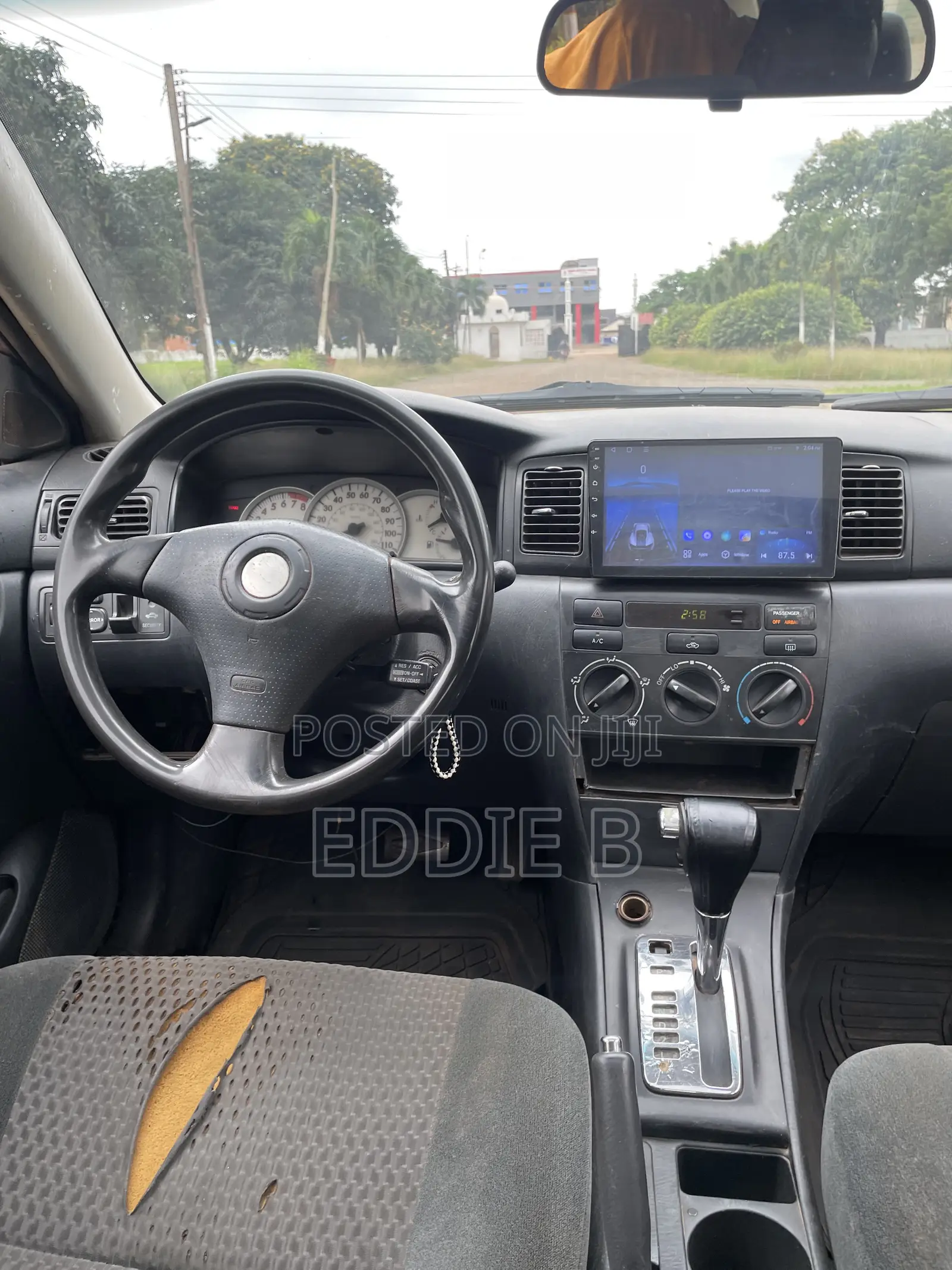 Toyota Corolla LE 2005 White