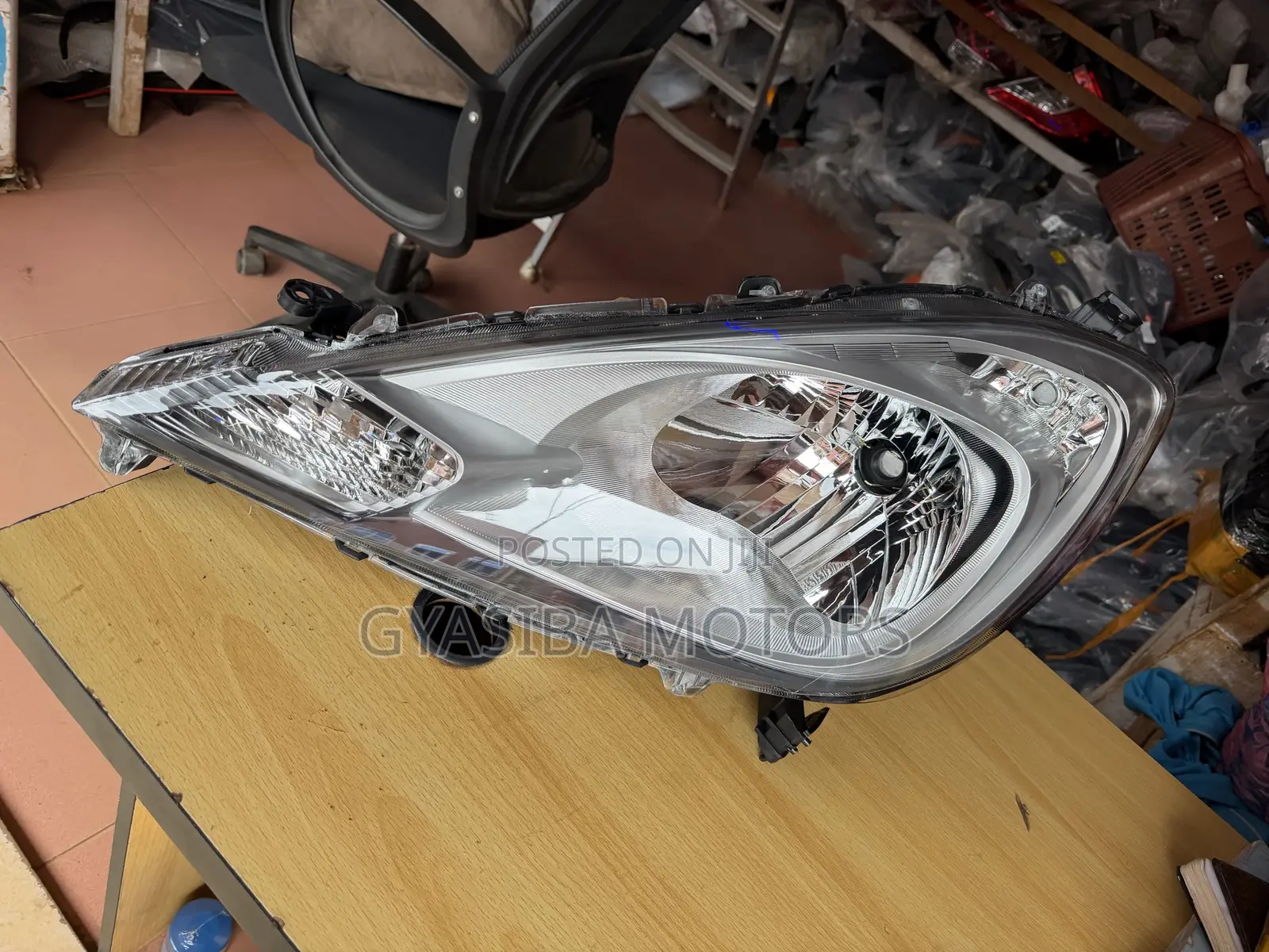 Honda Fit/ Jazz 2012 - 2014 Headlight Japan Type