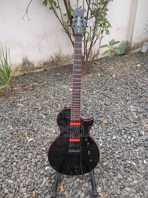 Kramer Assualt 220 Lp Guitar in Case