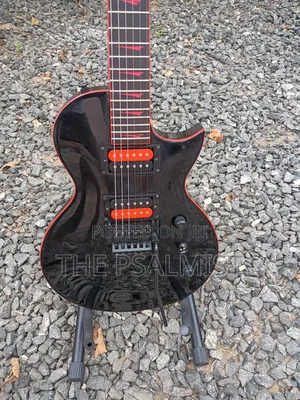Kramer Assualt 220 Lp Guitar in Case