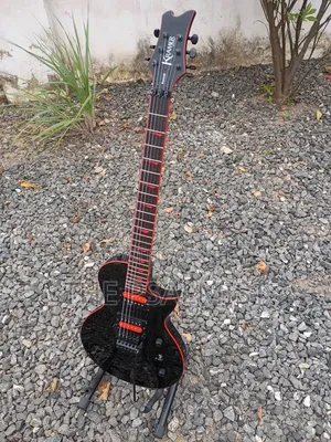 Kramer Assualt 220 Lp Guitar in Case