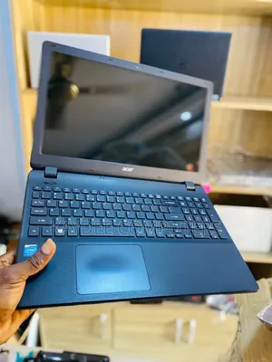 Laptop Acer Aspire ES1 8GB Intel HDD 500GB