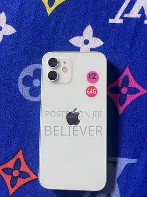 Apple iPhone 12 64 GB Purple