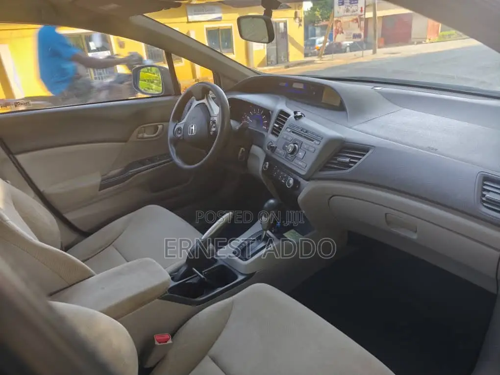 Honda Civic Sedan LX 2013 Gray