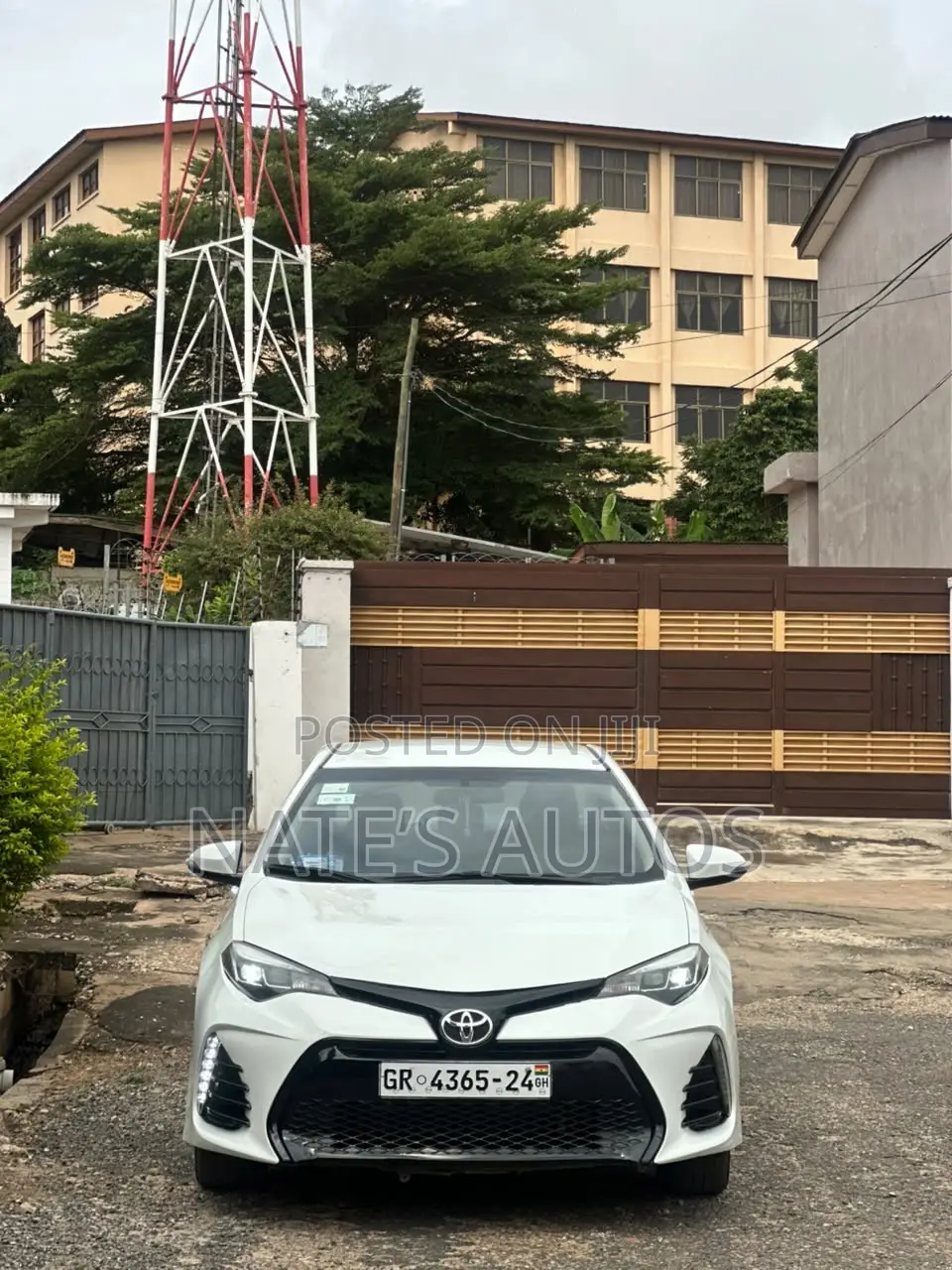 Toyota Corolla S 4dr Sedan (1.8L 4cyl CVT) 2016 White