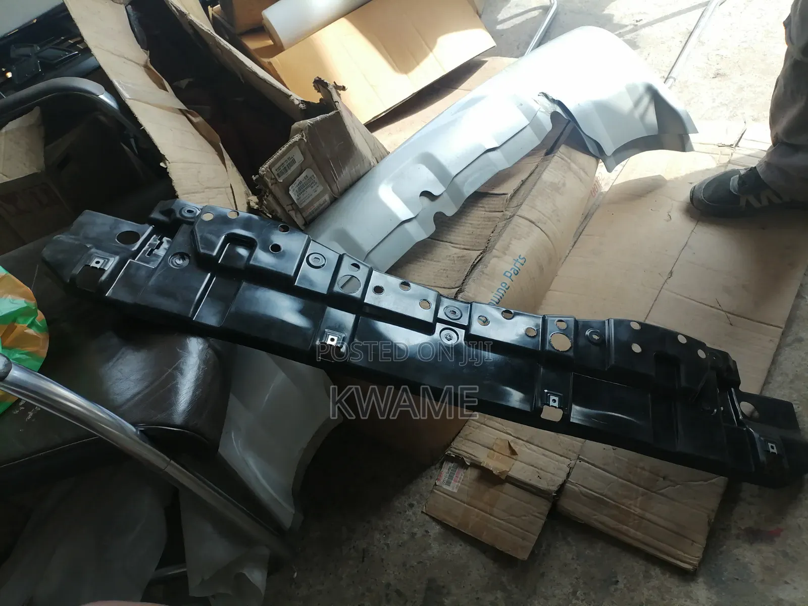 Outlander 2010-2013 Spoiler Assembly