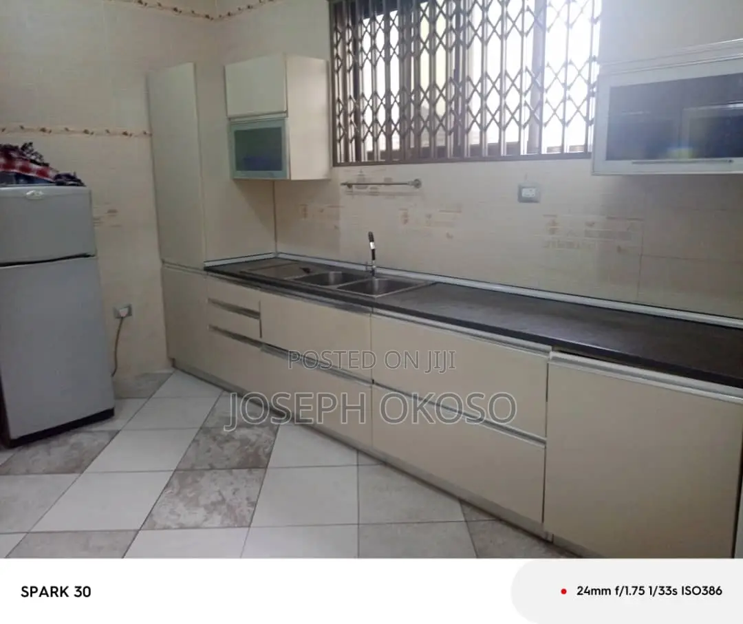 3bdrm Apartment in Little Rock Consult, Achimota for rent